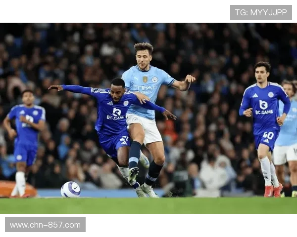 英超纽卡斯尔迎战维拉，欧战资格争夺战攻防成关键