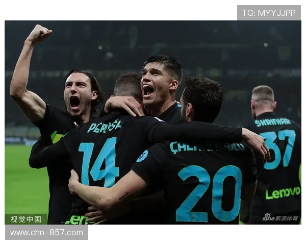 里昂凭借团队协作与稳定状态，实现各项赛事十连胜